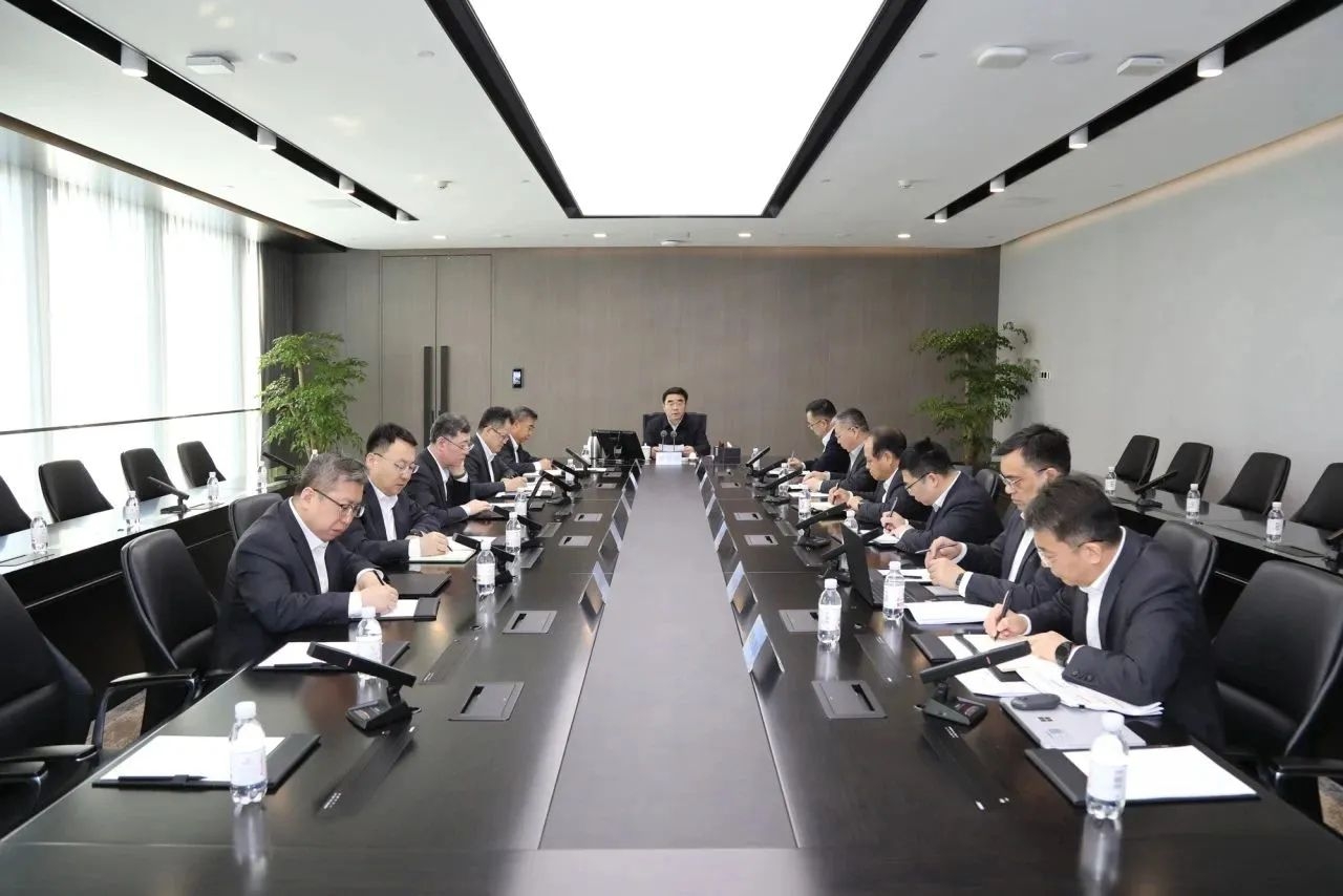 鍥而不舍落實(shí)中央八項(xiàng)規(guī)定精神，推動(dòng)作風(fēng)建設(shè)常態(tài)化長(zhǎng)效化